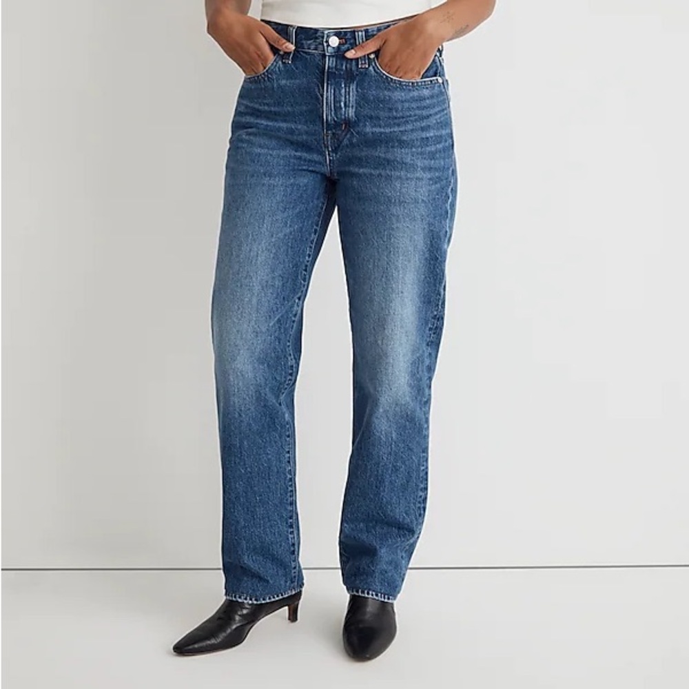Madewell Curvy Low-Slung Straight Jeans in Palmina Wash